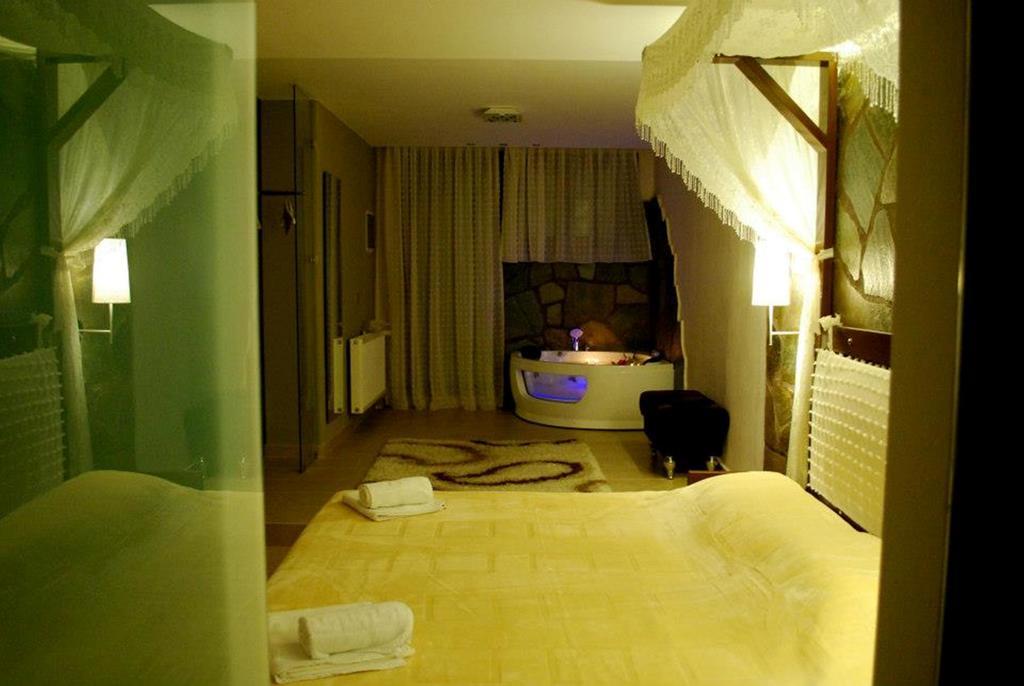 Hotel Konaki Арнея Екстер'єр фото
